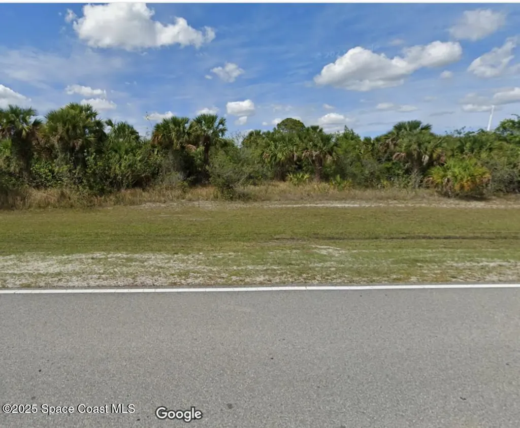 575 Street Andre Boulevard SW Palm Bay FL 32908