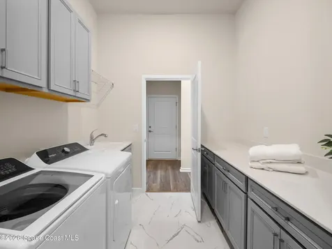 8969 Shoreline Avenue Melbourne FL 32940