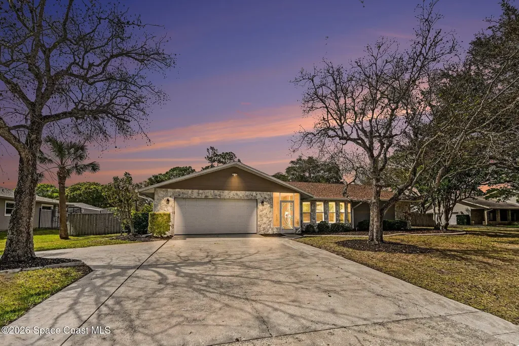 742 Penguin Avenue NE Palm Bay FL 32907