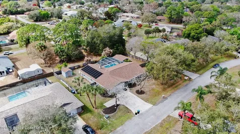 742 Penguin Avenue NE Palm Bay FL 32907