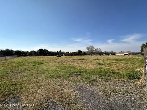 3832 Serenity Lane Mims FL 32754