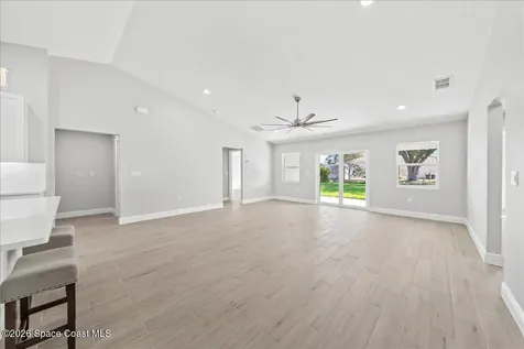 449 Wells Avenue SW Palm Bay FL 32908