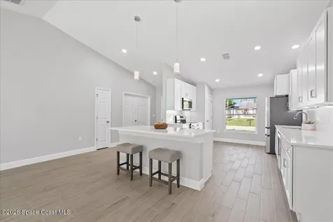 449 Wells Avenue SW Palm Bay FL 32908