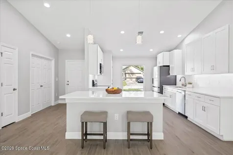 449 Wells Avenue SW Palm Bay FL 32908