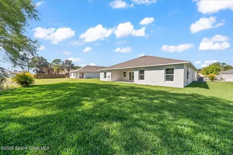 449 Wells Avenue SW Palm Bay FL 32908