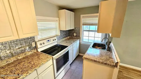 802 Forrest Avenue Cocoa FL 32922