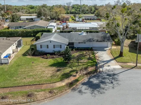 2345 Middlecoff Court Titusville FL 32780