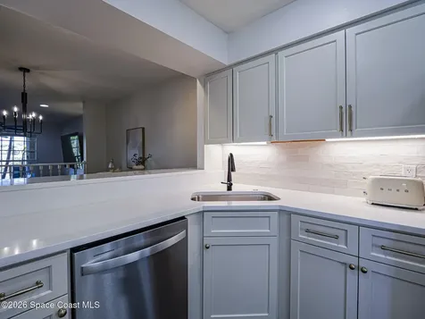 452 Prestwick Court Melbourne FL 32940
