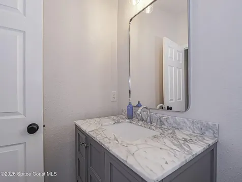 452 Prestwick Court Melbourne FL 32940