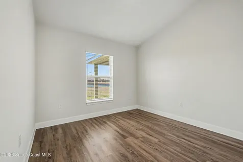 2542 Pinwherry Street NW Palm Bay FL 32907