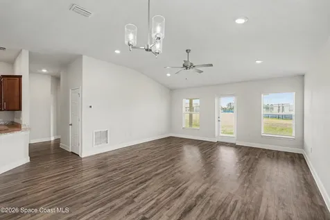 2542 Pinwherry Street NW Palm Bay FL 32907