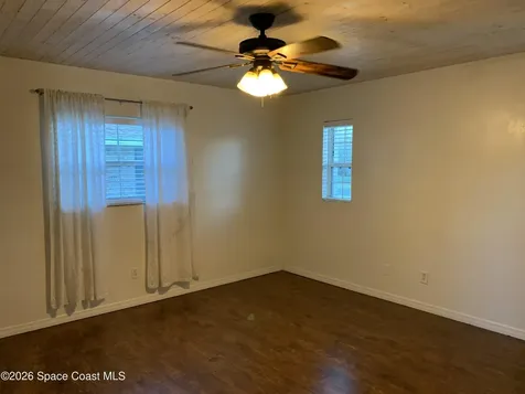 920 Briarwood Boulevard NE Palm Bay FL 32905