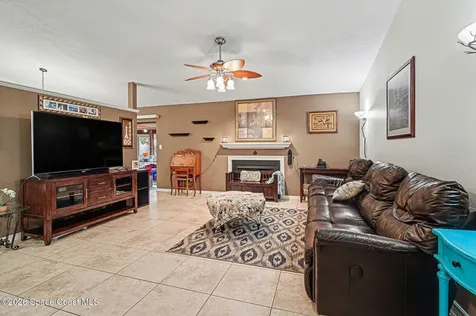 4595 Saint Brides Court Orlando FL 32812
