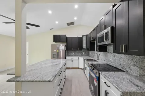 482 Borraclough Avenue Palm Bay FL 32907