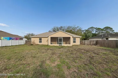 482 Borraclough Avenue Palm Bay FL 32907