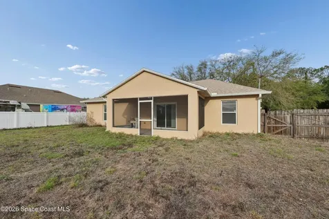482 Borraclough Avenue Palm Bay FL 32907