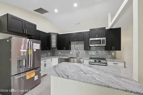 482 Borraclough Avenue Palm Bay FL 32907
