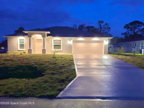 640 Roth Court SE Palm Bay FL 32909