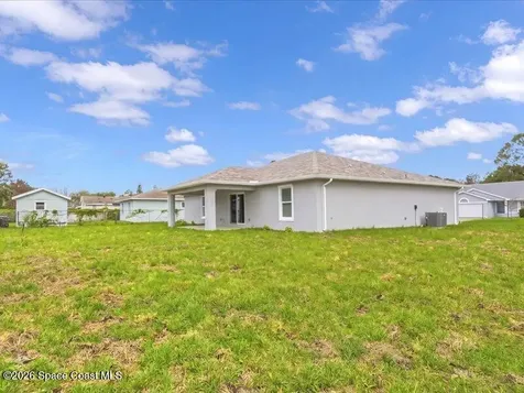 640 Roth Court SE Palm Bay FL 32909