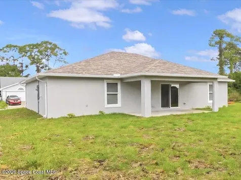 640 Roth Court SE Palm Bay FL 32909