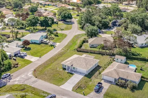 640 Roth Court SE Palm Bay FL 32909