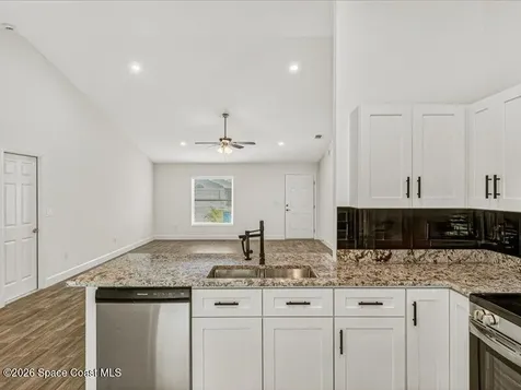 640 Roth Court SE Palm Bay FL 32909