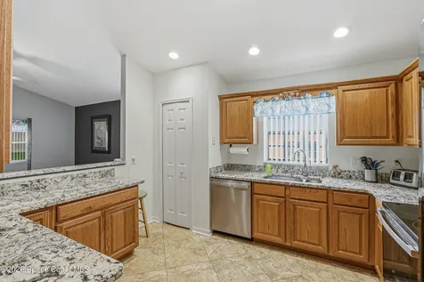 934 S Fork Circle Melbourne FL 32901