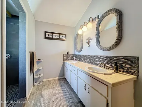 1110 Glendale Avenue NW Palm Bay FL 32907