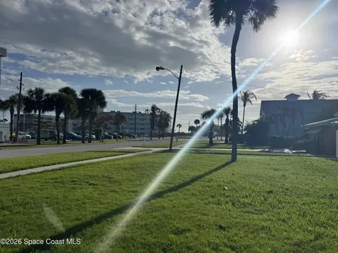 249 Palm Lane Cocoa Beach FL 32931