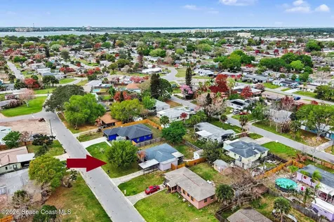 514 Palm Avenue Merritt Island FL 32952