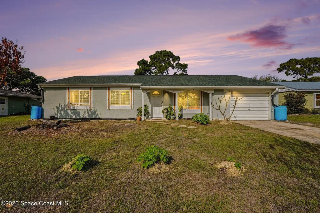 1076 Galty Circle NE Palm Bay FL 32905