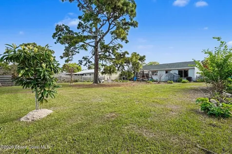 1076 Galty Circle NE Palm Bay FL 32905