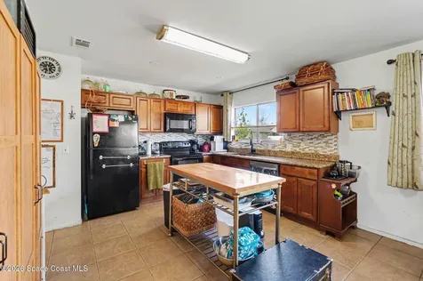 1076 Galty Circle NE Palm Bay FL 32905