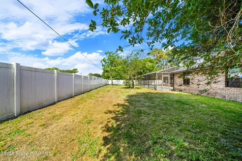 828 Emerson Drive NE Palm Bay FL 32907
