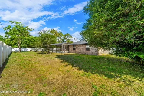 828 Emerson Drive NE Palm Bay FL 32907