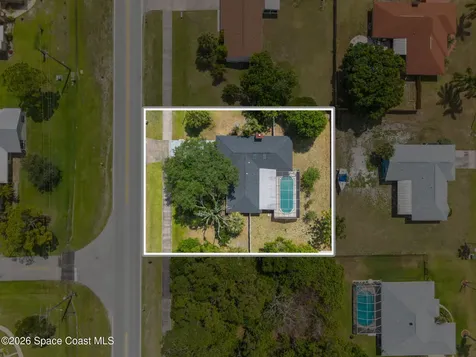 828 Emerson Drive NE Palm Bay FL 32907