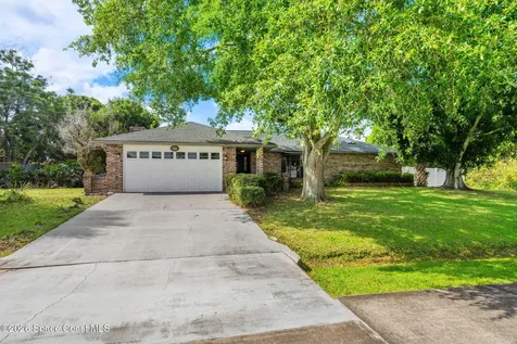 828 Emerson Drive NE Palm Bay FL 32907