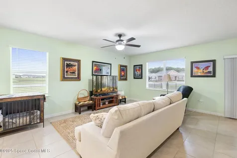 3724 Sandhill Crane Circle Mims FL 32754