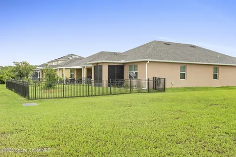 3724 Sandhill Crane Circle Mims FL 32754