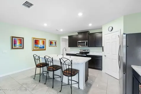 3724 Sandhill Crane Circle Mims FL 32754
