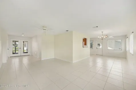 1071 Continental Avenue Melbourne FL 32940
