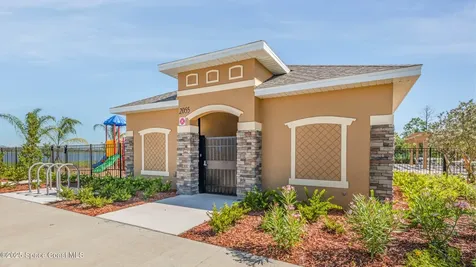 1583 Garabaldi Circle SE Palm Bay FL 32909