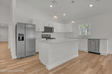 239 Trembley Avenue SW Palm Bay FL 32908