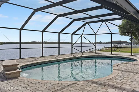 1470 Sykes Creek Drive Merritt Island FL 32953