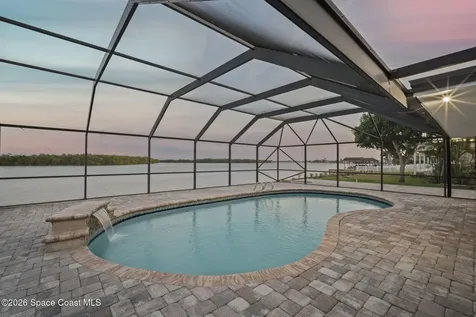 1470 Sykes Creek Drive Merritt Island FL 32953