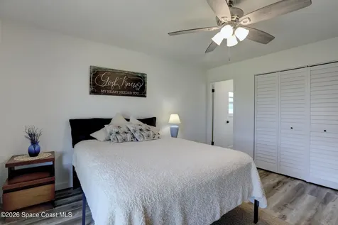 872 Sadnet Circle NE Palm Bay FL 32905