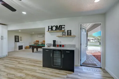 872 Sadnet Circle NE Palm Bay FL 32905