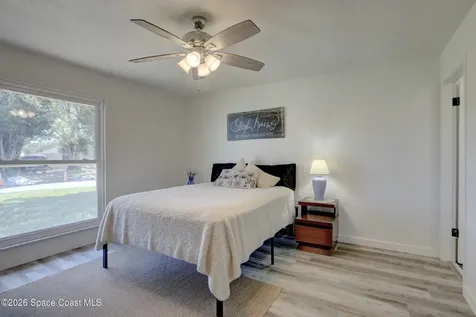 872 Sadnet Circle NE Palm Bay FL 32905