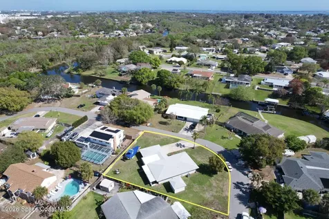 872 Sadnet Circle NE Palm Bay FL 32905