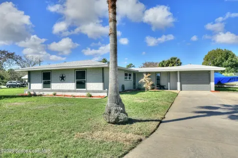 872 Sadnet Circle NE Palm Bay FL 32905